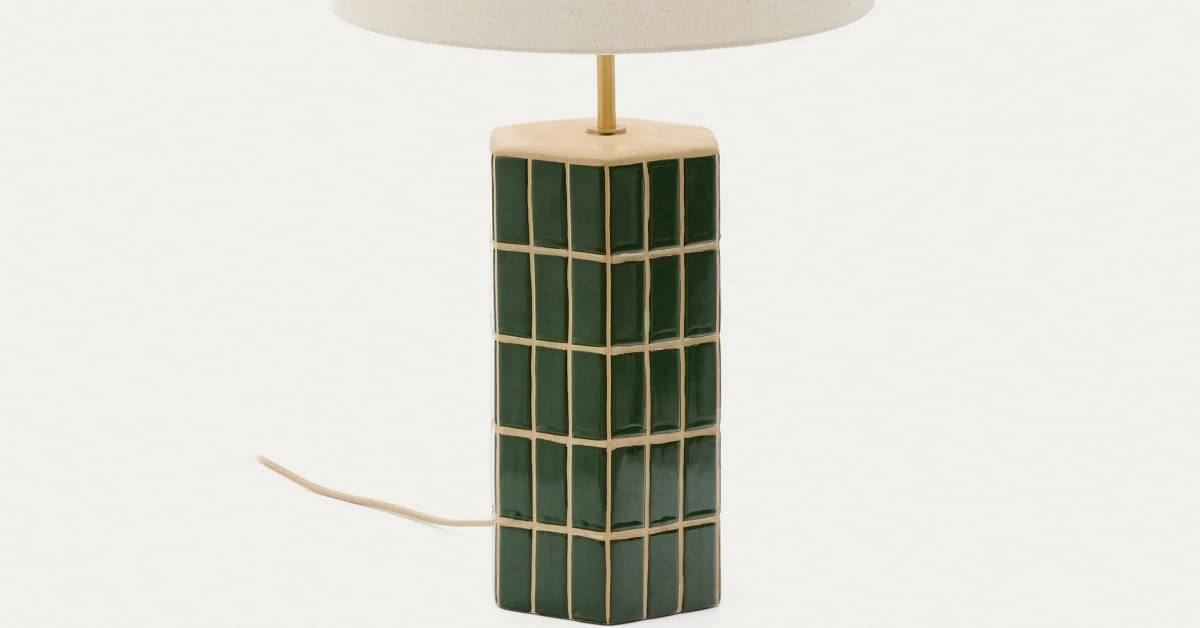 Lampe de table Rue en céramique verte | Kave Home®