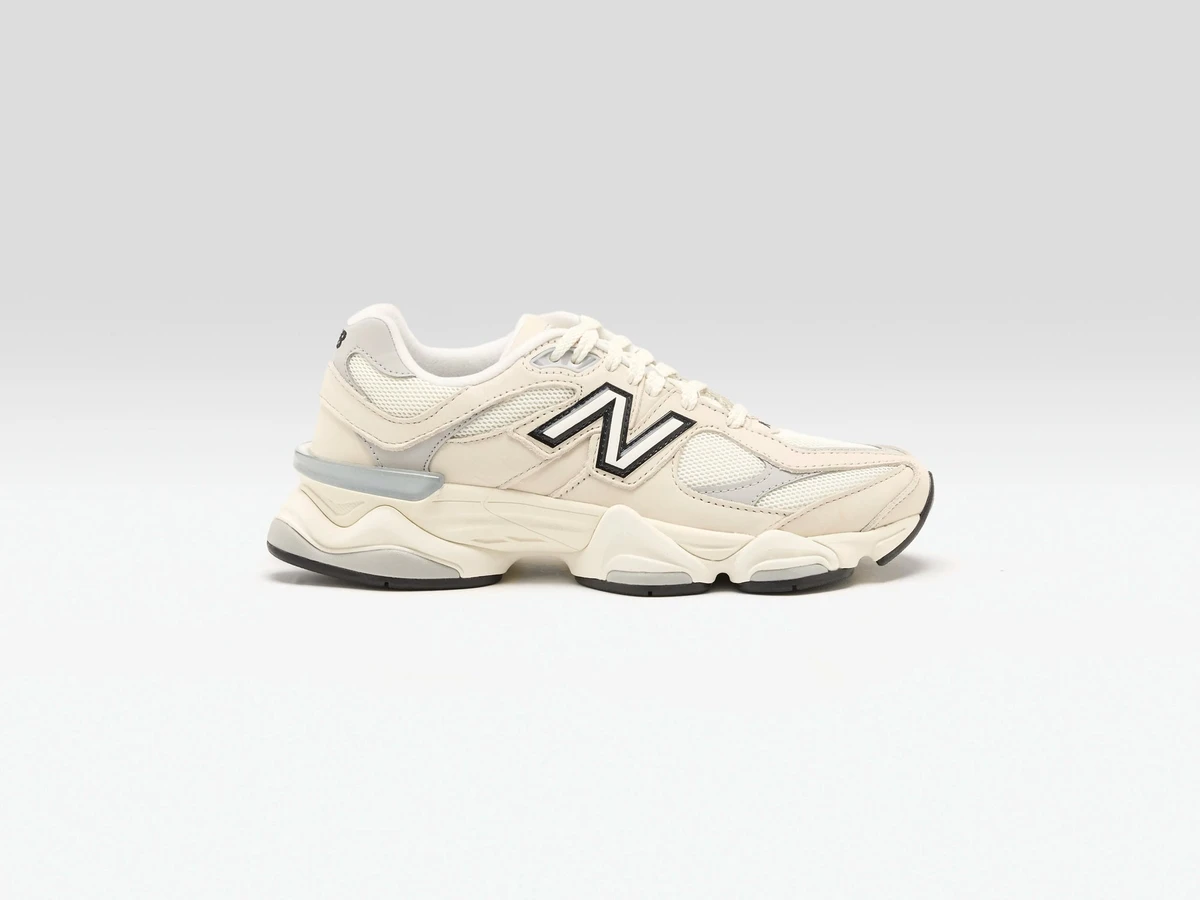 NEW BALANCE 9060 pour Femmes