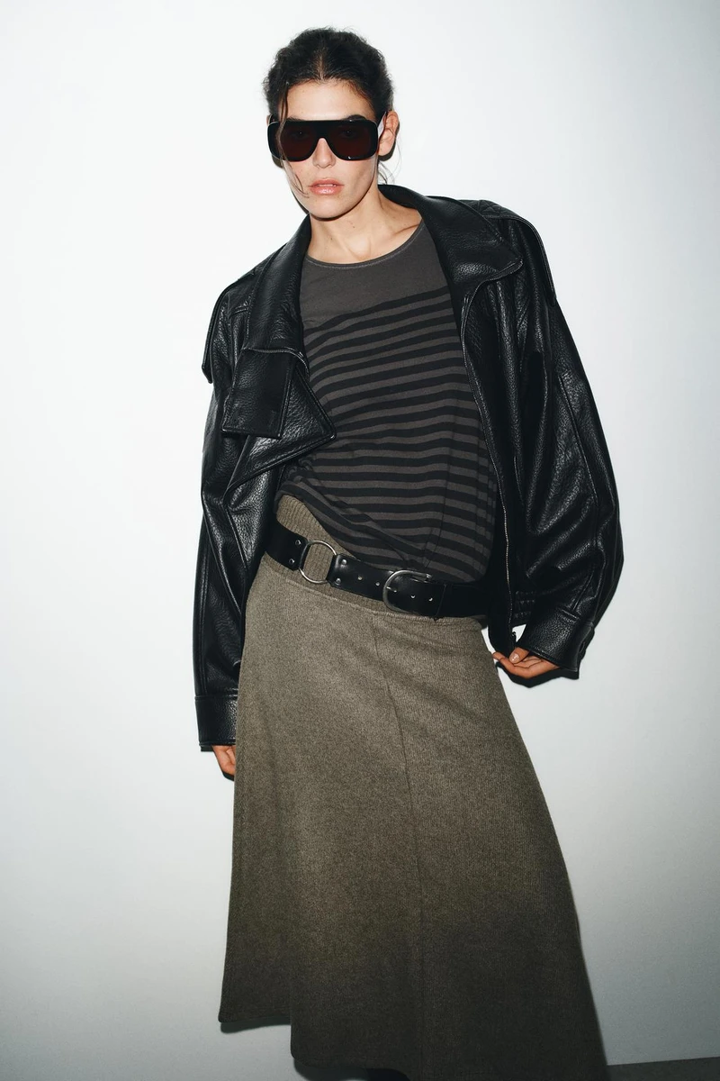 BLOUSON EN MATIÈRE SYNTHÈTIQUE