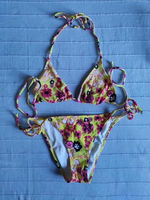 Set 3 costumi 