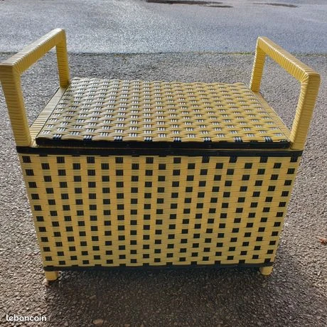 Coffre à jouets vintage années 60 style scoubidou noir et jaune