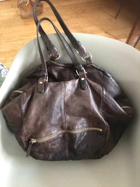 Sac en cuir patiné