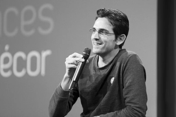 Moi, parasite Broché – Grand livre, 14 mars 2018