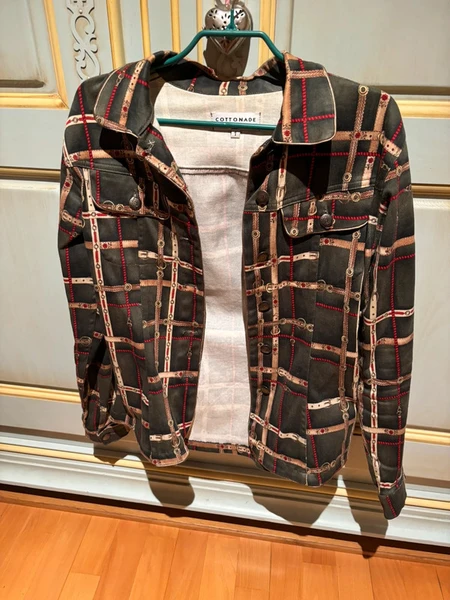 chemise à carreaux