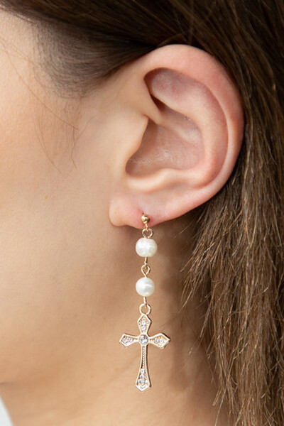 Search results for: 'Golden cross pendant earrings'