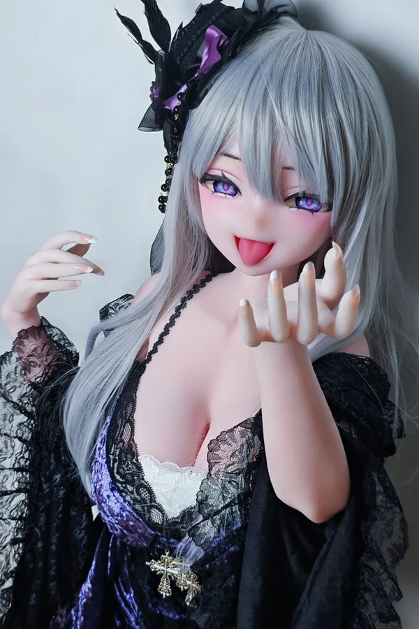 Chono Miyu – Die realistische Sexdoll im Anime-Gothic-Stil