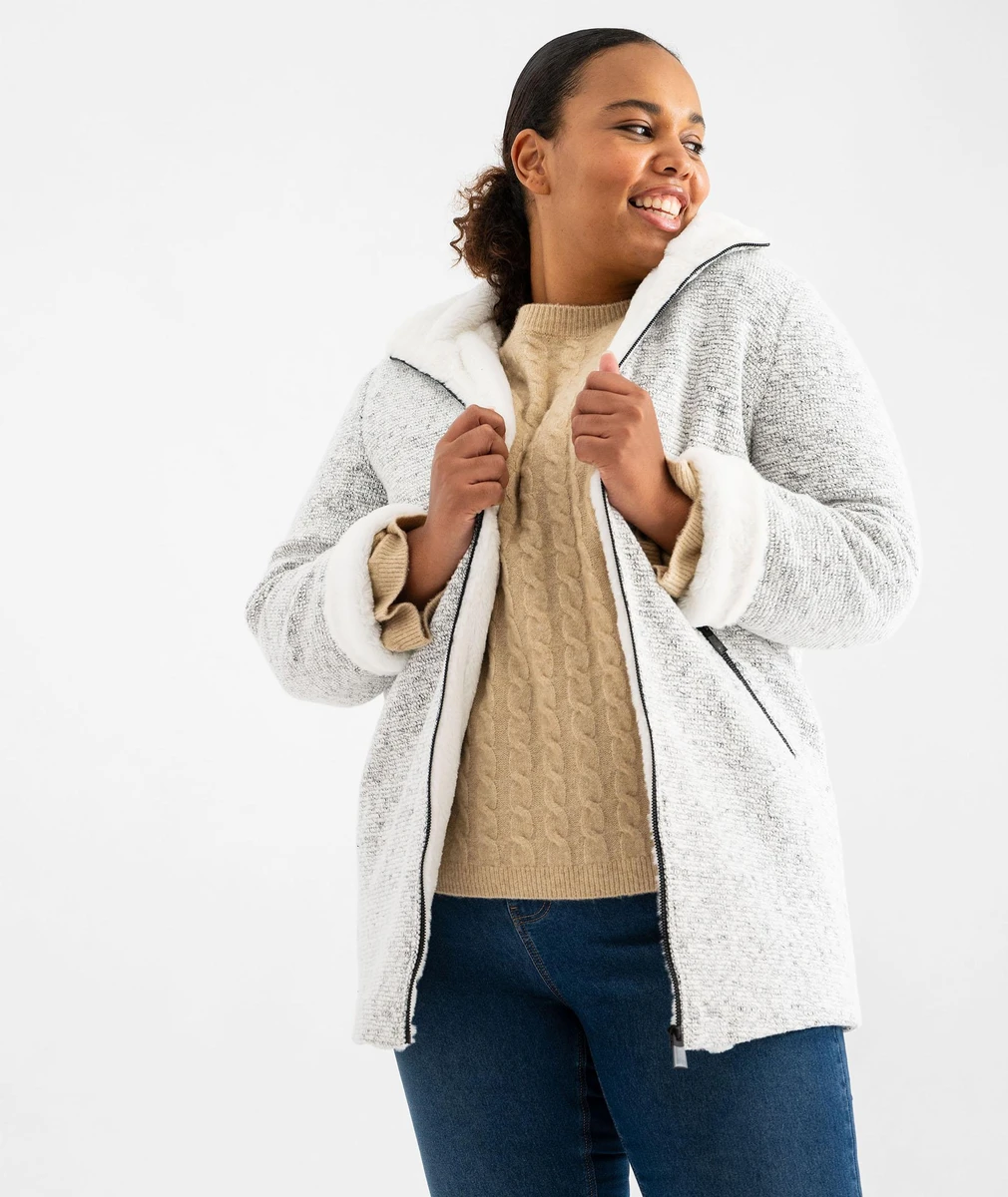 Manteau à capuche en maille bouclette et doublure peluche femme grande taille