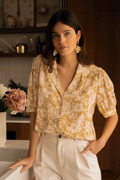 Chemise À Imprimé Floral Au Col Pyjama - Jaune - Boutique Libertie