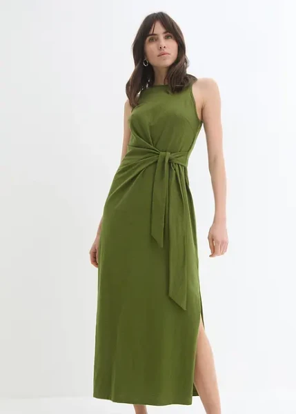 Robe longue à nouer sur le côté