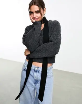 Monki - Longue écharpe fine - Noir | Votre wishlist sur Listy