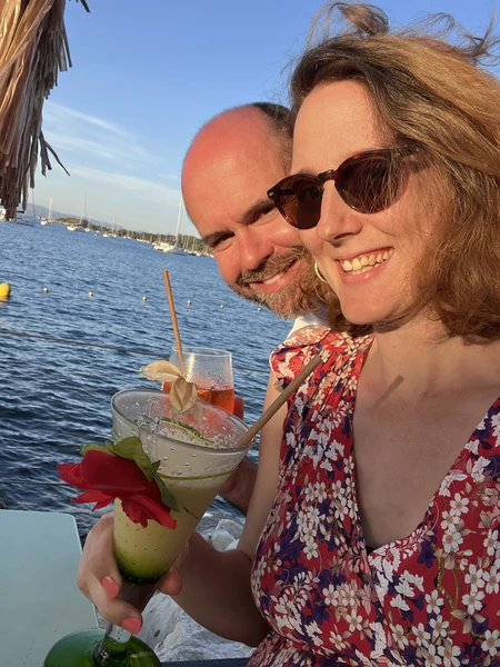 Un resto / une soirée en amoureux pour les jeunes parents