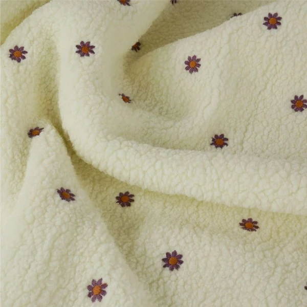 Tissu Fausse Fourrure Teddy Mouton Damiers - Camel | Doux et moelleux pour des créations tendance