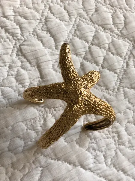 Pulsera dorada estrella Bimba y Lola
