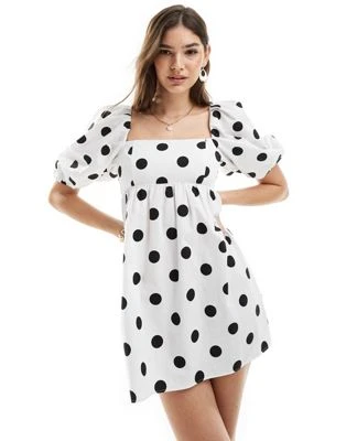 Stradivarius - Robe courte à manches bouffantes et à pois  | ASOS