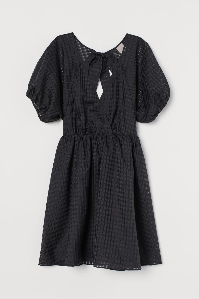 Robe à manches bouffantes