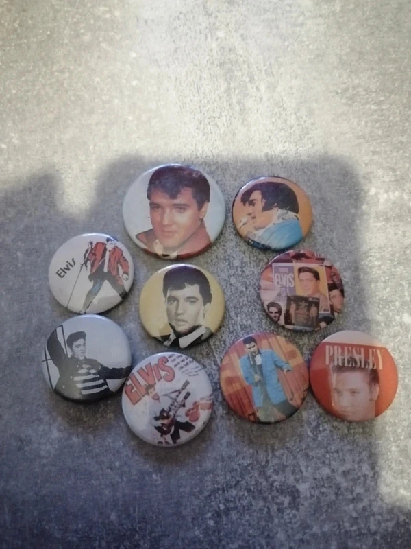 Lot de 9 badges vintage Elvis Presley années 80-90