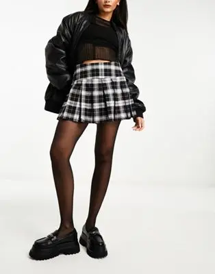 ASOS DESIGN - Mini-jupe plissée style tennis à carreaux - Monochrome