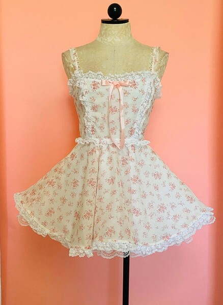 Robe Nikki