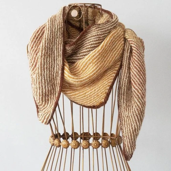 Kit Tricot Châle Auntie Alma - BC Garn | Châle Rayé en Baby Alpaga