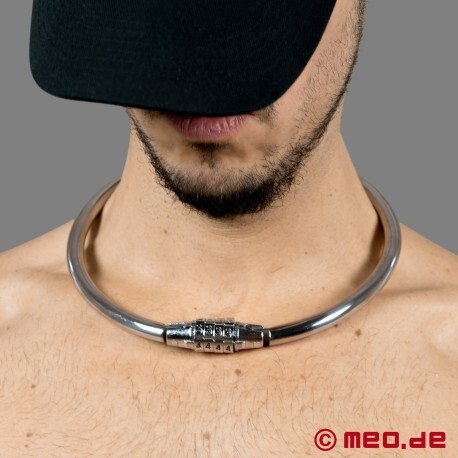 Collier avec cadenas à chiffres et anneau