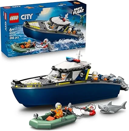 LEGO City La Course-Poursuite en Bateau de Police - Jeu de Construction avec 2 Jouets Bateaux - 3 Minifigurines & 1 Figurine de Requin - Cadeau d'anniversaire pour Garçon ou Fille dès 6 Ans 60456
