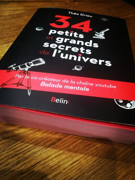 34 petits et grands secrets de l'univers Broché – Grand livre, 26 mai 2021