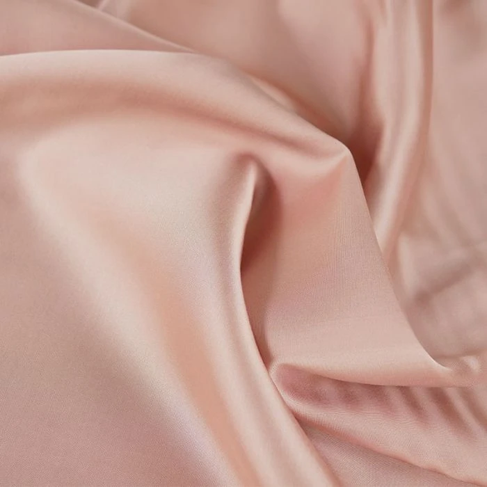 Tissu satin viscose uni - rose poudré
