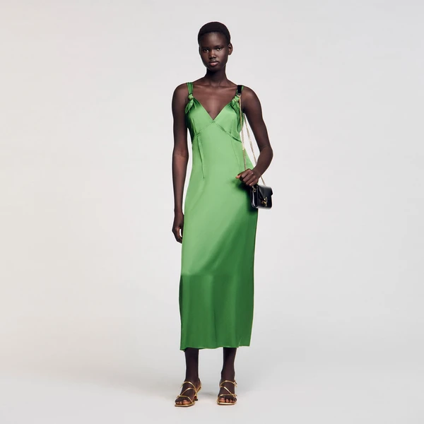 Robe fluide satinée