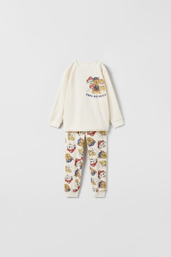 PYJAMA EN VELOURS Pat patrouille t5-6 ans 