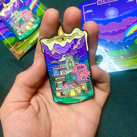 Épingle Encanto Fantasy Locations, bougie Encanto et maison