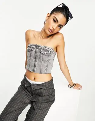Stradivarius - Top bandeau en denim avec poche - Noir délavé