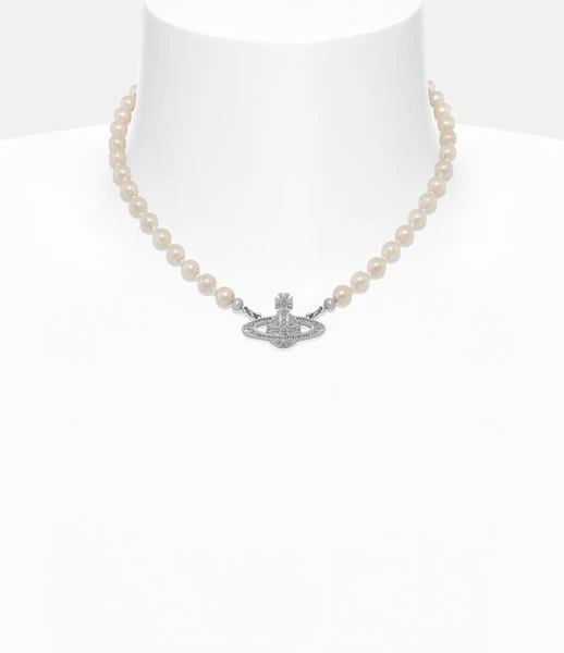 Mini Bas Relief Pearl Choker