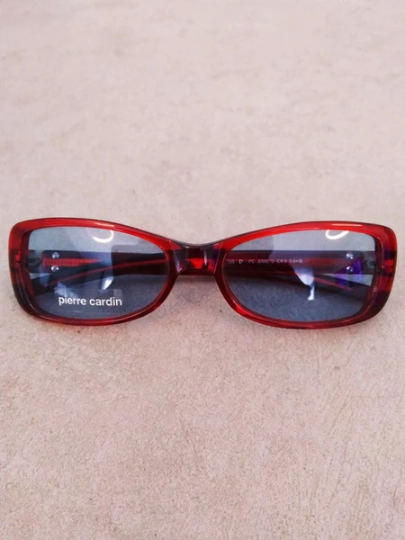 481 - Authentique monture Pierre Cardin, Valeur initiale 349  €