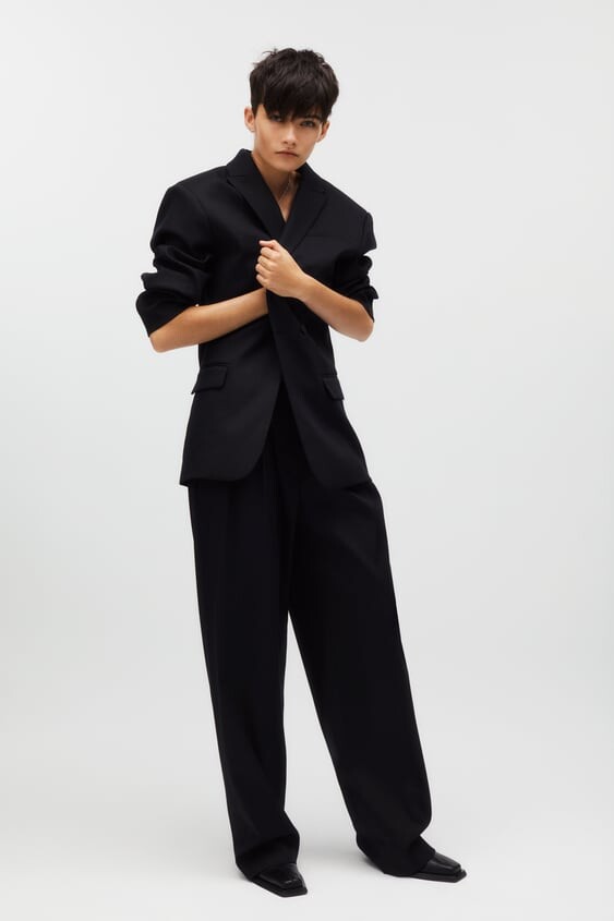 BLAZER OVERSIZE KAIA x ZARA