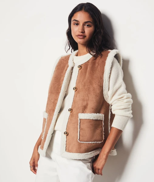 Veste sans manches en fausse fourrure