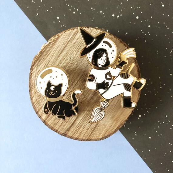 Set de pin&#39;s émaillés Astrowitch et Cosmocat