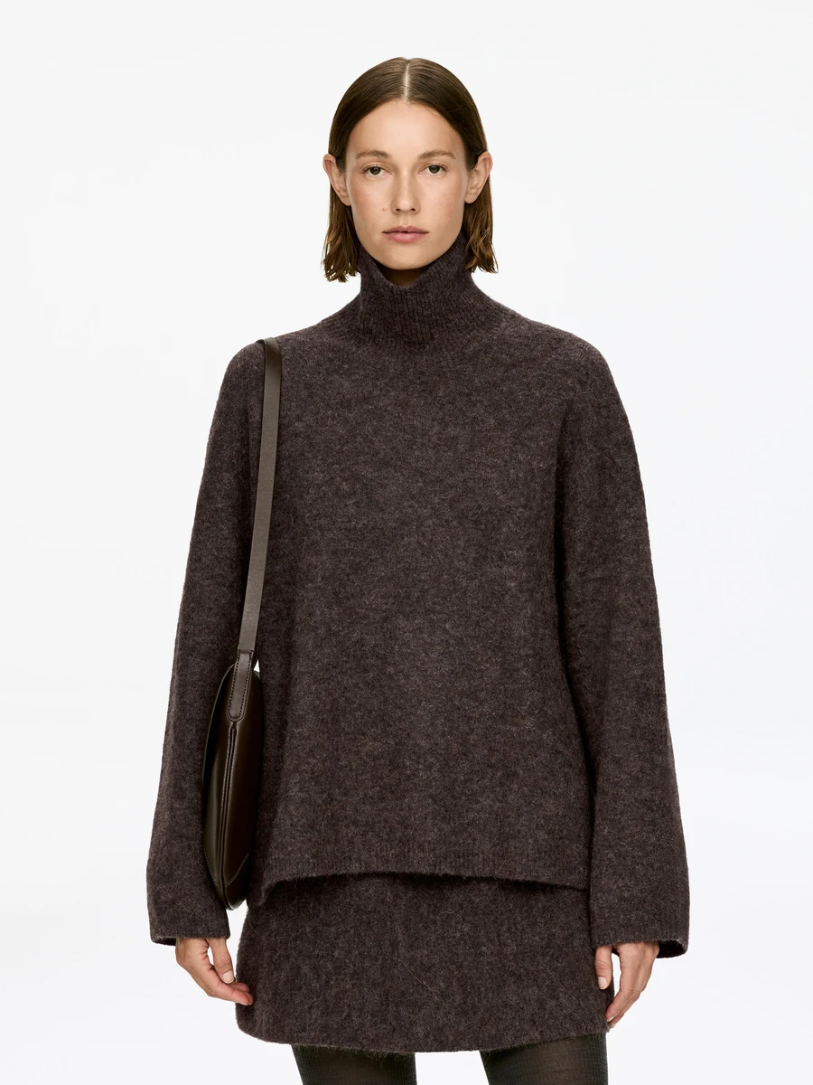 Pull à col roulé – Marron – Femme – ARKET FR