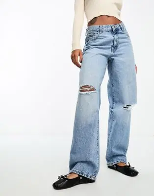 Mango - Jean décontracté à taille basse et déchirures - Bleu moyen | ASOS