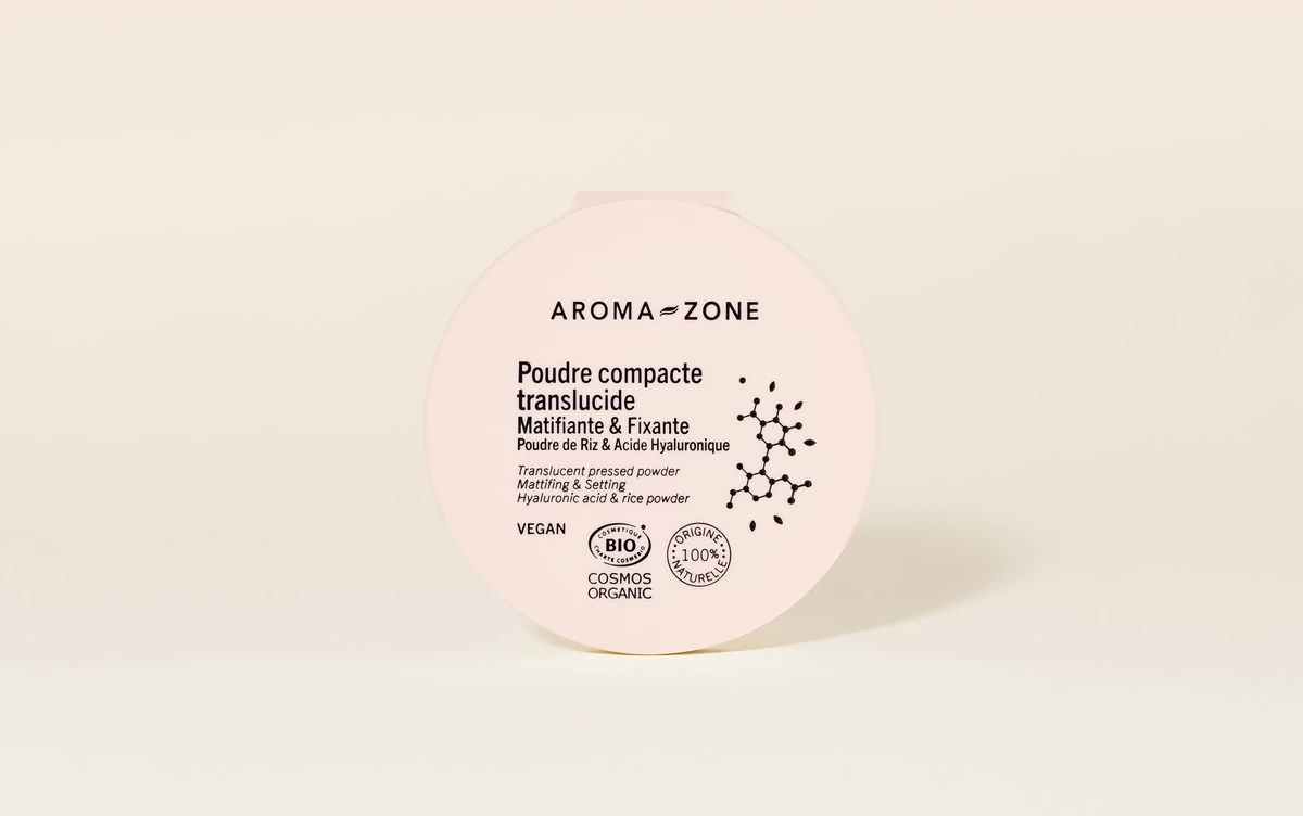 Poudre compacte translucide matifiante