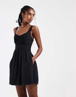 Hollister - Robe trapèze courte à encolure dégagée - Noir