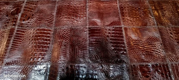 Tapis cuir impression Croco