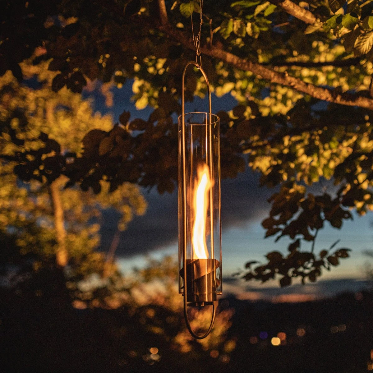 Cheminée suspendue indoor &amp; outdoor - Les Raffineurs