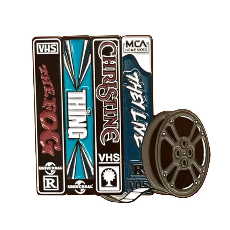 Broche en émail de John menuisier VHS