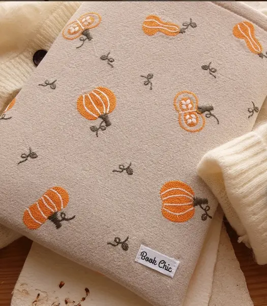 Pumpkins embroidered Booksleeve