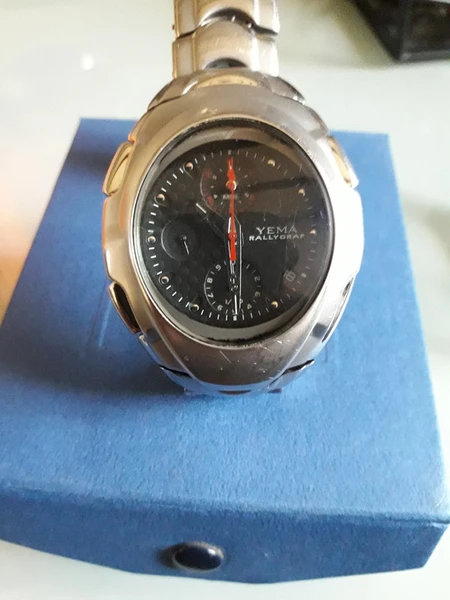 Vintage yema rallygraf
