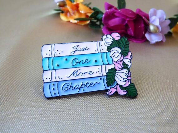 Livre Pin&#39;s - Just One More Chapter, Enamel, Book