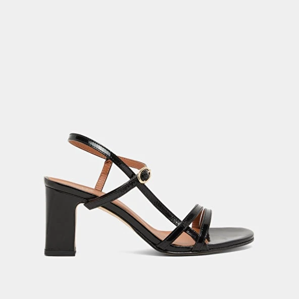Sandales à talons et brides