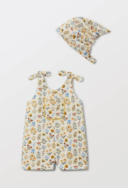 Salopette courte avec fichu imprimés en gaze de coton en coton BIO GOTS BEIGE CLAIR pour bébé BOUT'CHOU