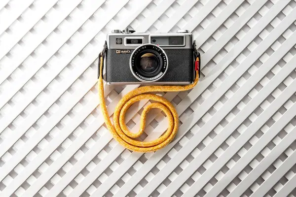 Custom camera strap - Stroppa Flat  Duo Yellow