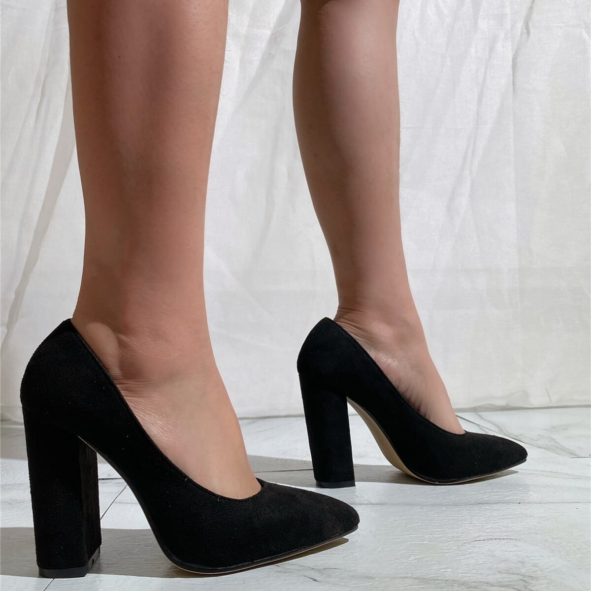 Escarpins à talons hauts et talons hauts
